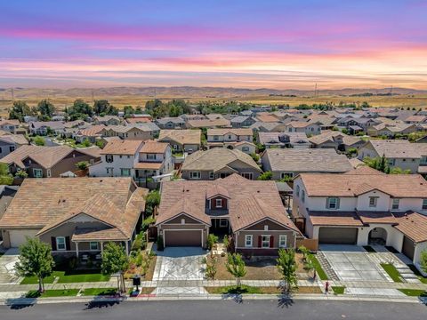 1461 S Wilshire Avenue Mountain House CA 95391