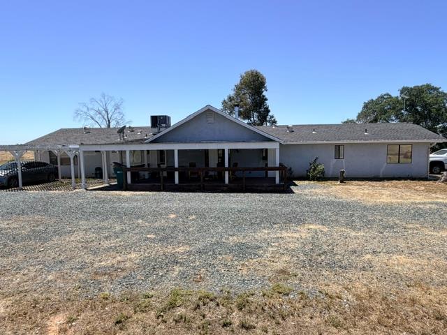 4081 La Grange