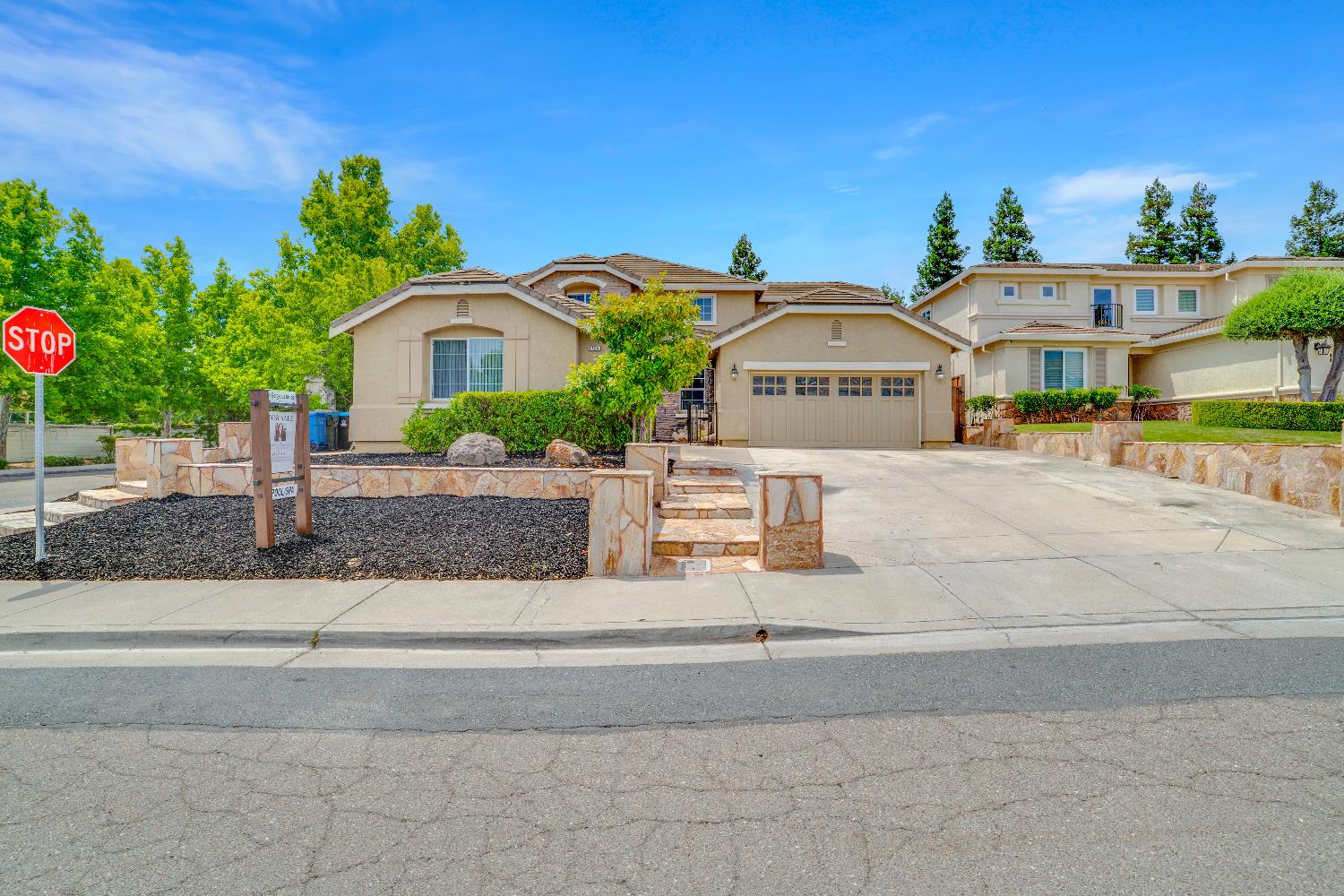 1724 Kern Mountain Way
