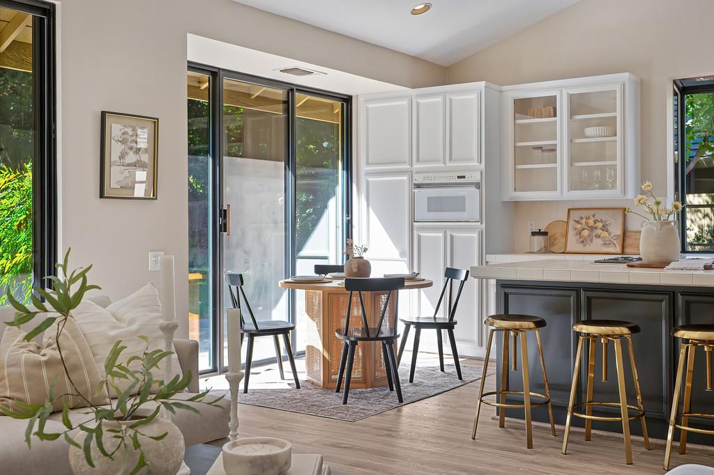 11380 Huntington Village Lane