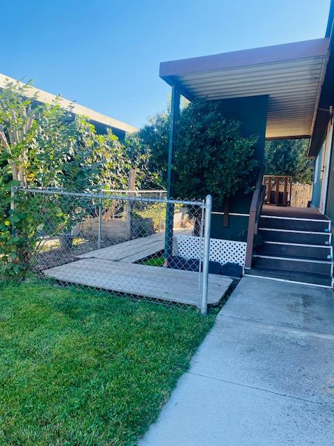 5901 Newbrook Circle 8