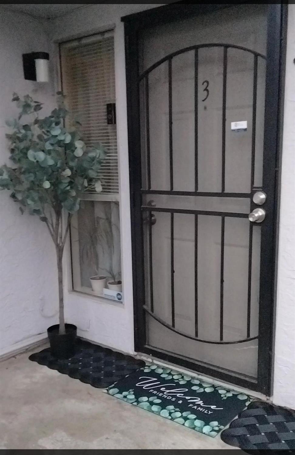 4702 Greenholme Drive 3