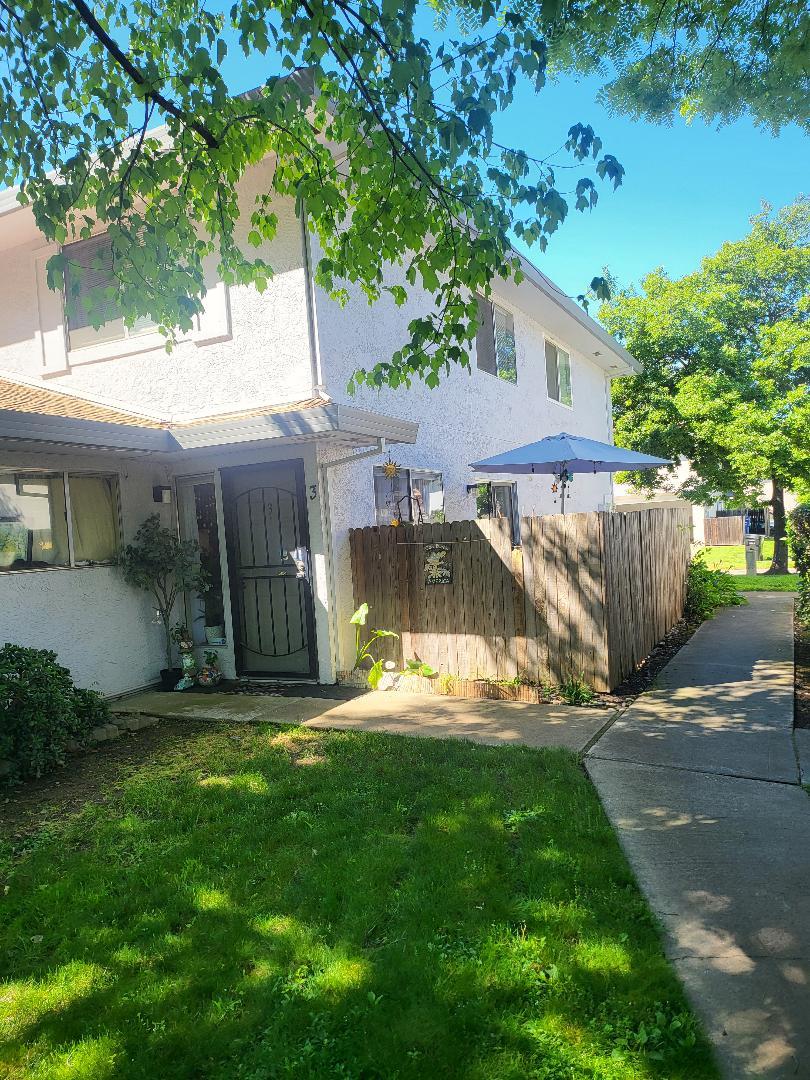 4702 Greenholme Drive 3