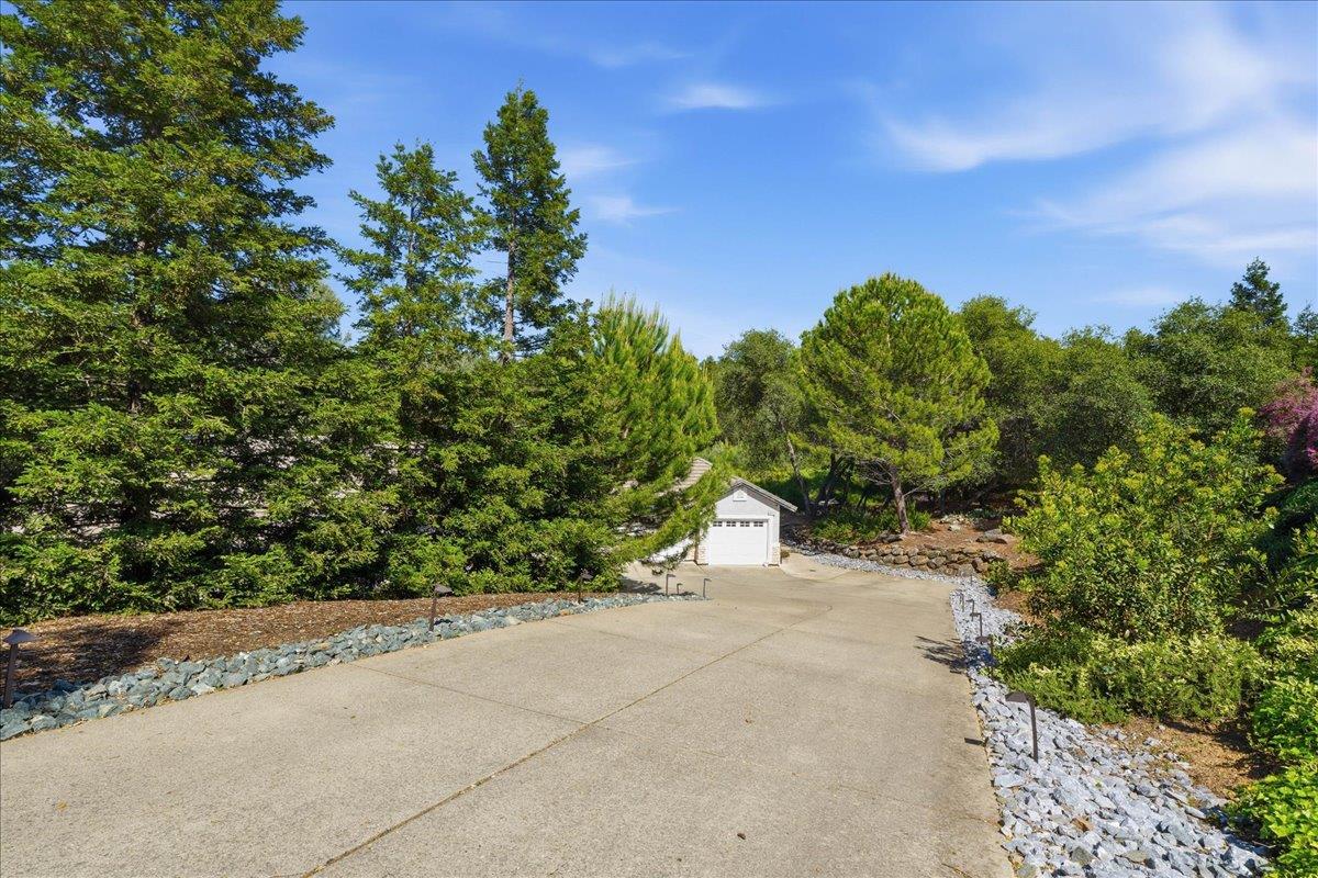 3621 Foxmore Lane