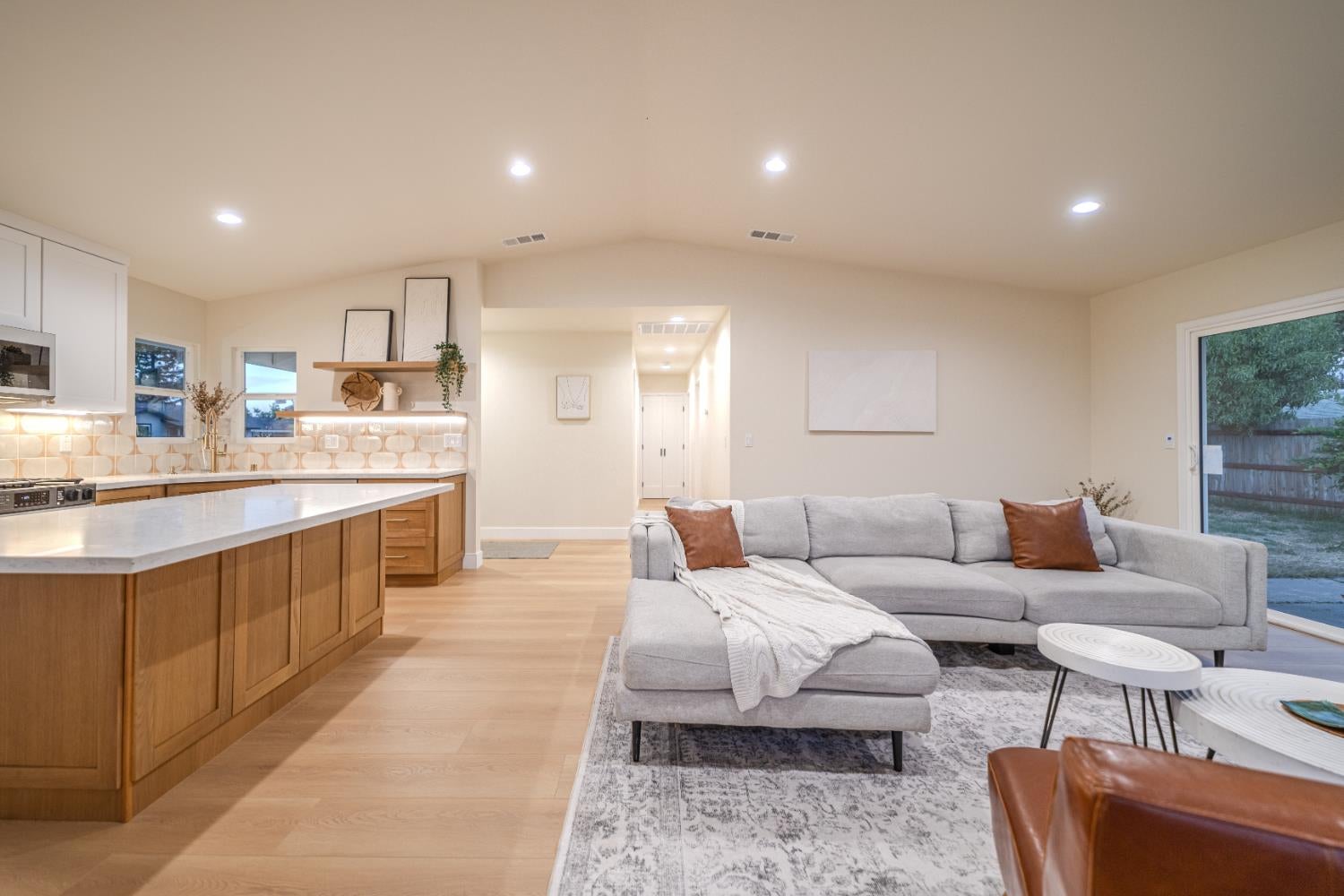 3920 Floral Drive