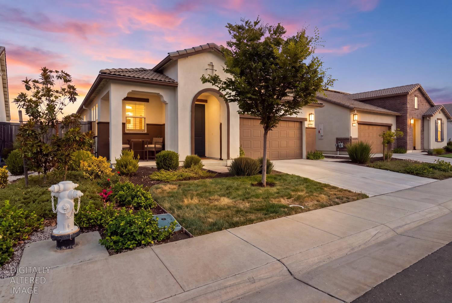 5250 Peace Lily Lane