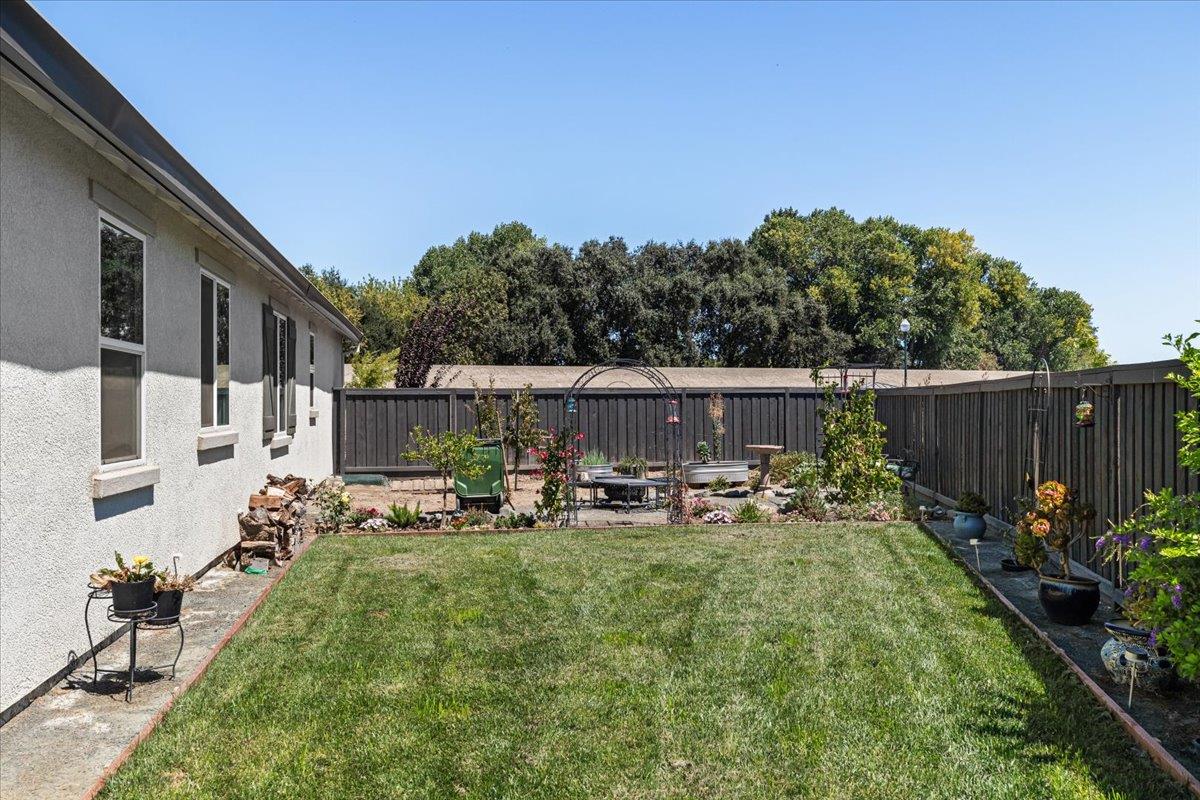 Lathrop, California 95330, United States, 3 Bedrooms Bedrooms, ,2 BathroomsBathrooms,Residential,Active,195623