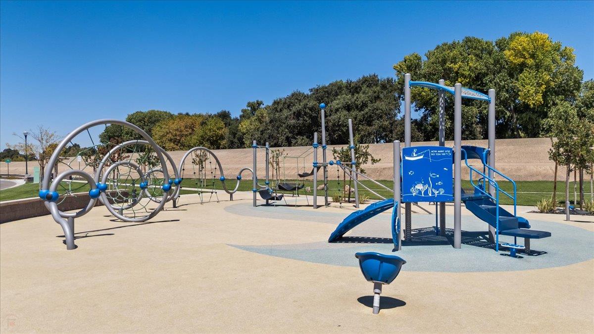 Lathrop, California 95330, United States, 3 Bedrooms Bedrooms, ,2 BathroomsBathrooms,Residential,Active,195623