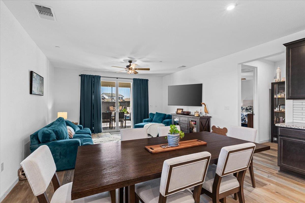 Lathrop, California 95330, United States, 3 Bedrooms Bedrooms, ,2 BathroomsBathrooms,Residential,Active,195623