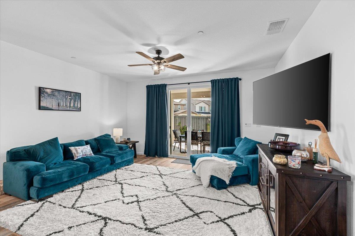 Lathrop, California 95330, United States, 3 Bedrooms Bedrooms, ,2 BathroomsBathrooms,Residential,Active,195623