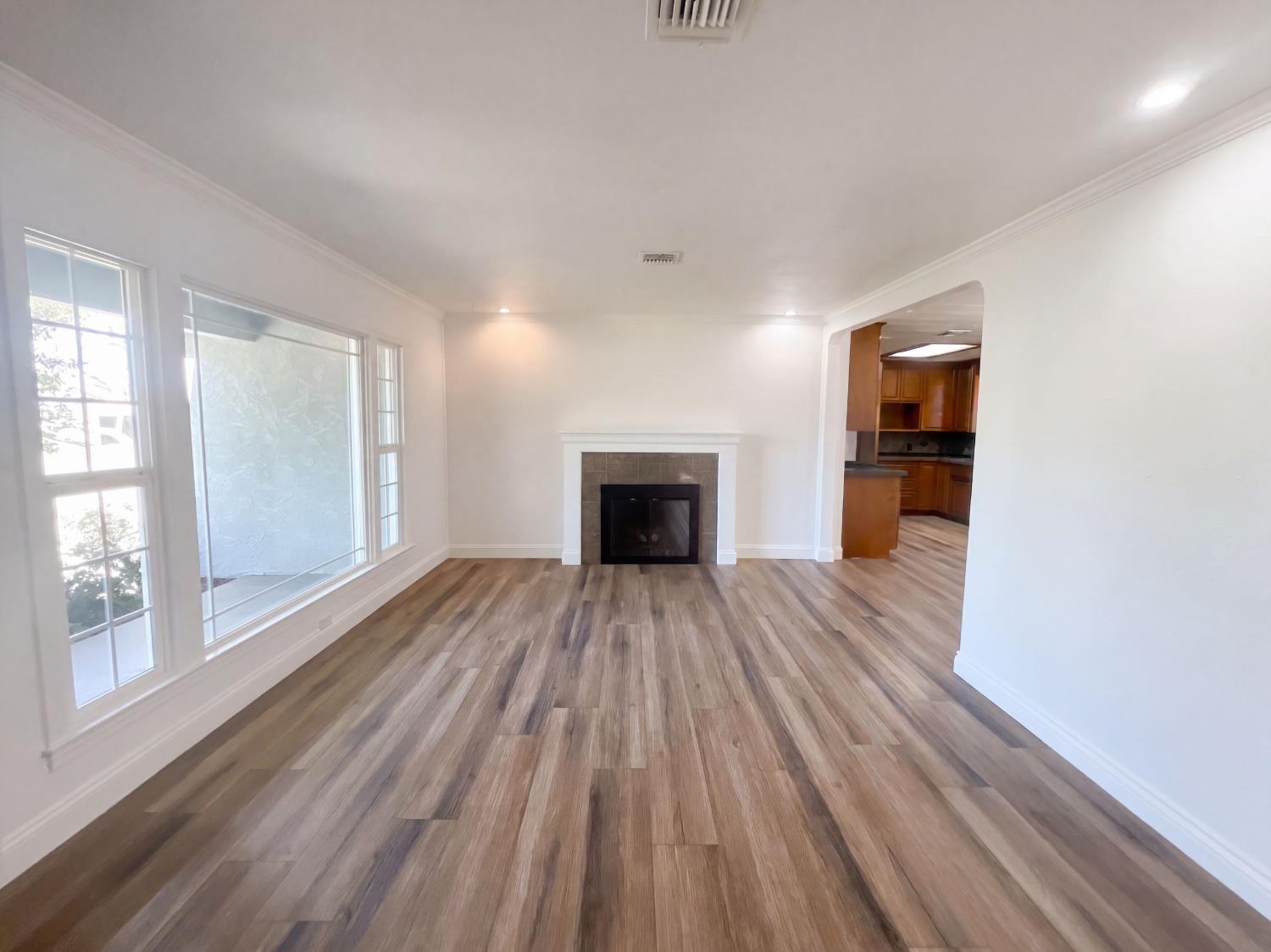 3450 Sierra View Lane