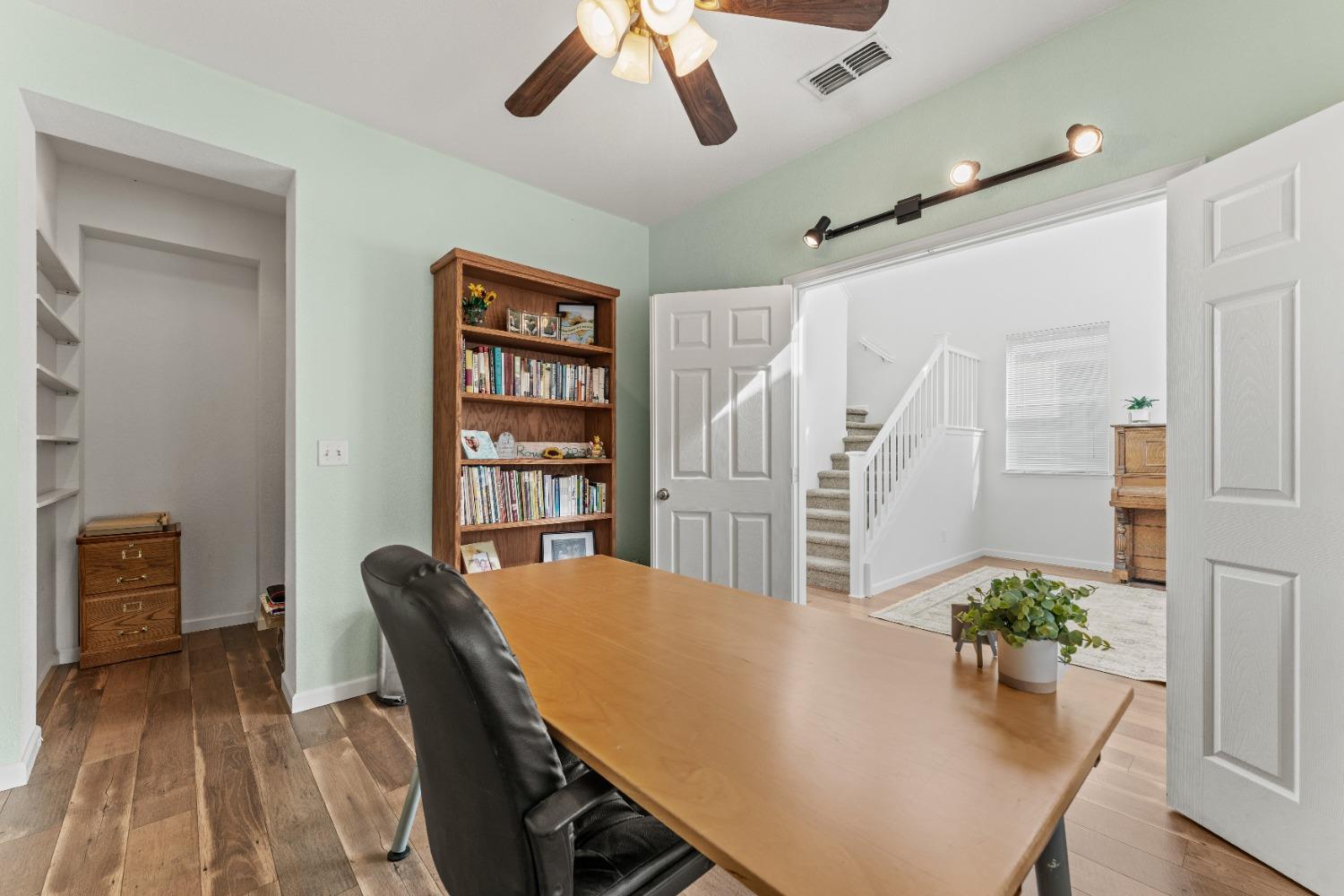 325 Royal River Drive