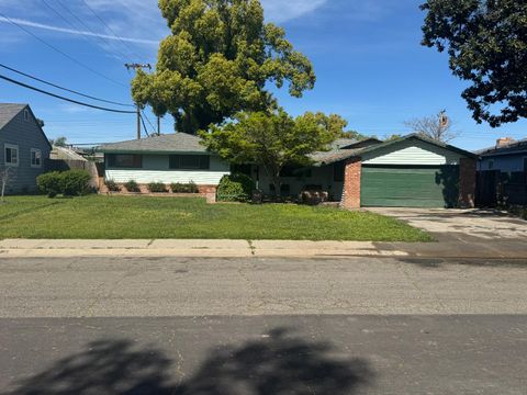 4613 B Parkway Sacramento CA 95823