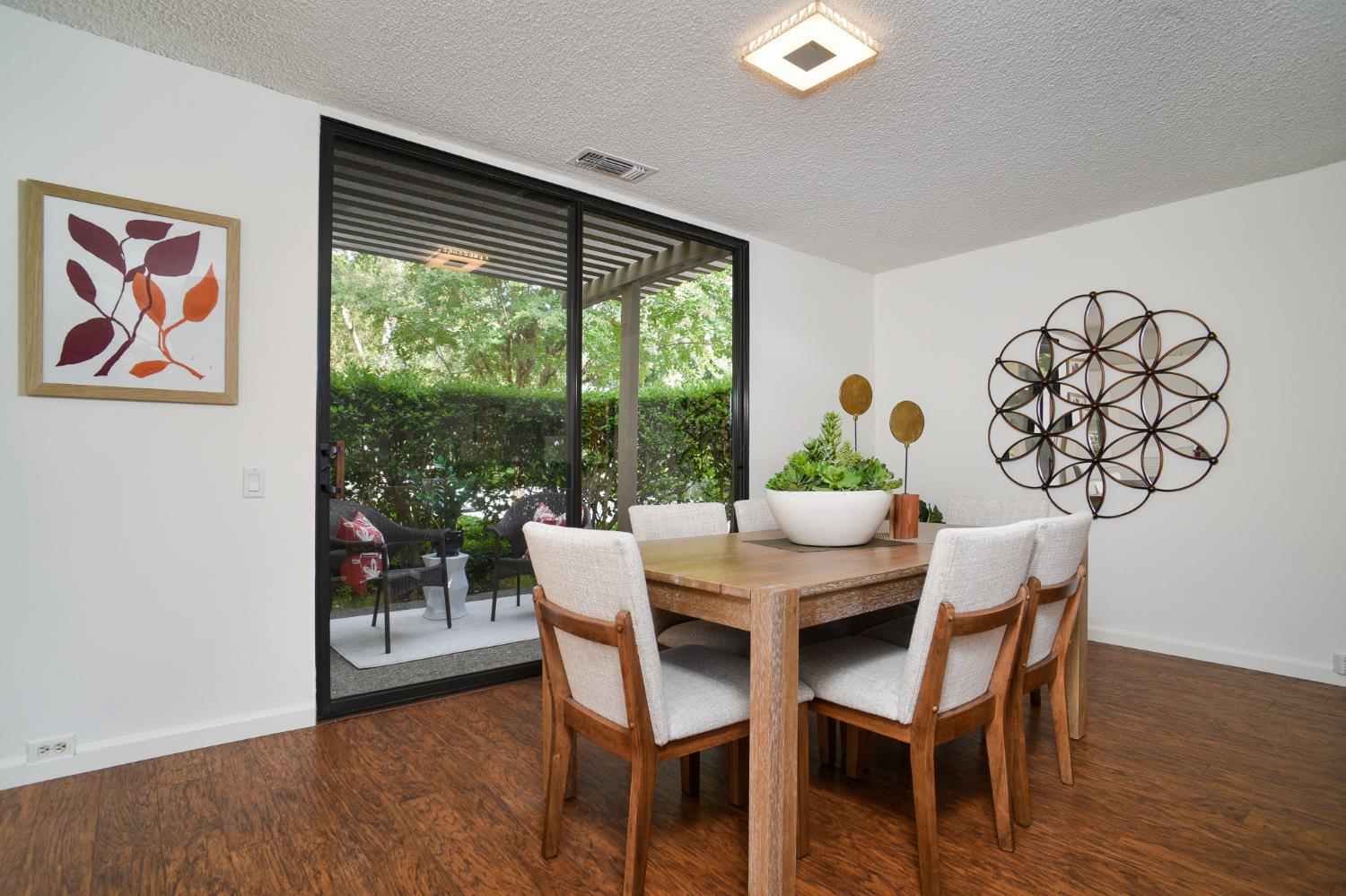 424 Hartnell Place