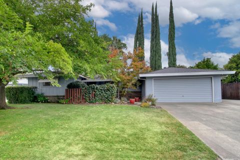 6010 Machado Way Sacramento CA 95822