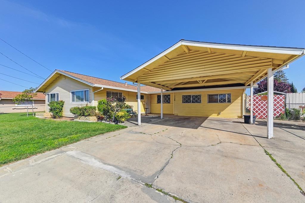 1129 Hobart Drive
