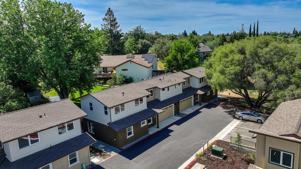 214 Lago Drive C10