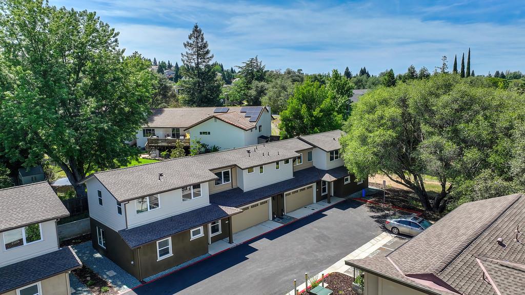 214 Lago Drive C10