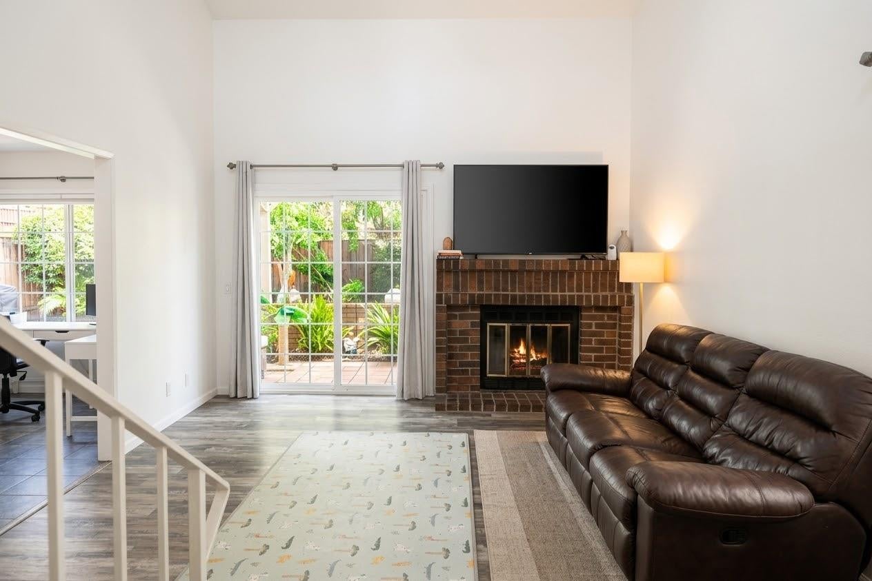 3567 Rio Rosa Way