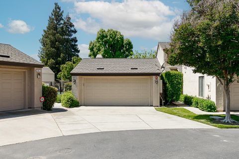 1126 Cedar Creek Dr Unit 4, Modesto, CA 95355 - MLS#: 225056215