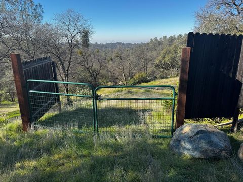 15806 Perimeter Road Grass Valley CA 95949