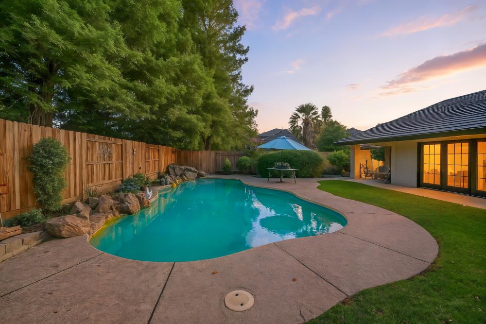 9184 Quail Cove Drive