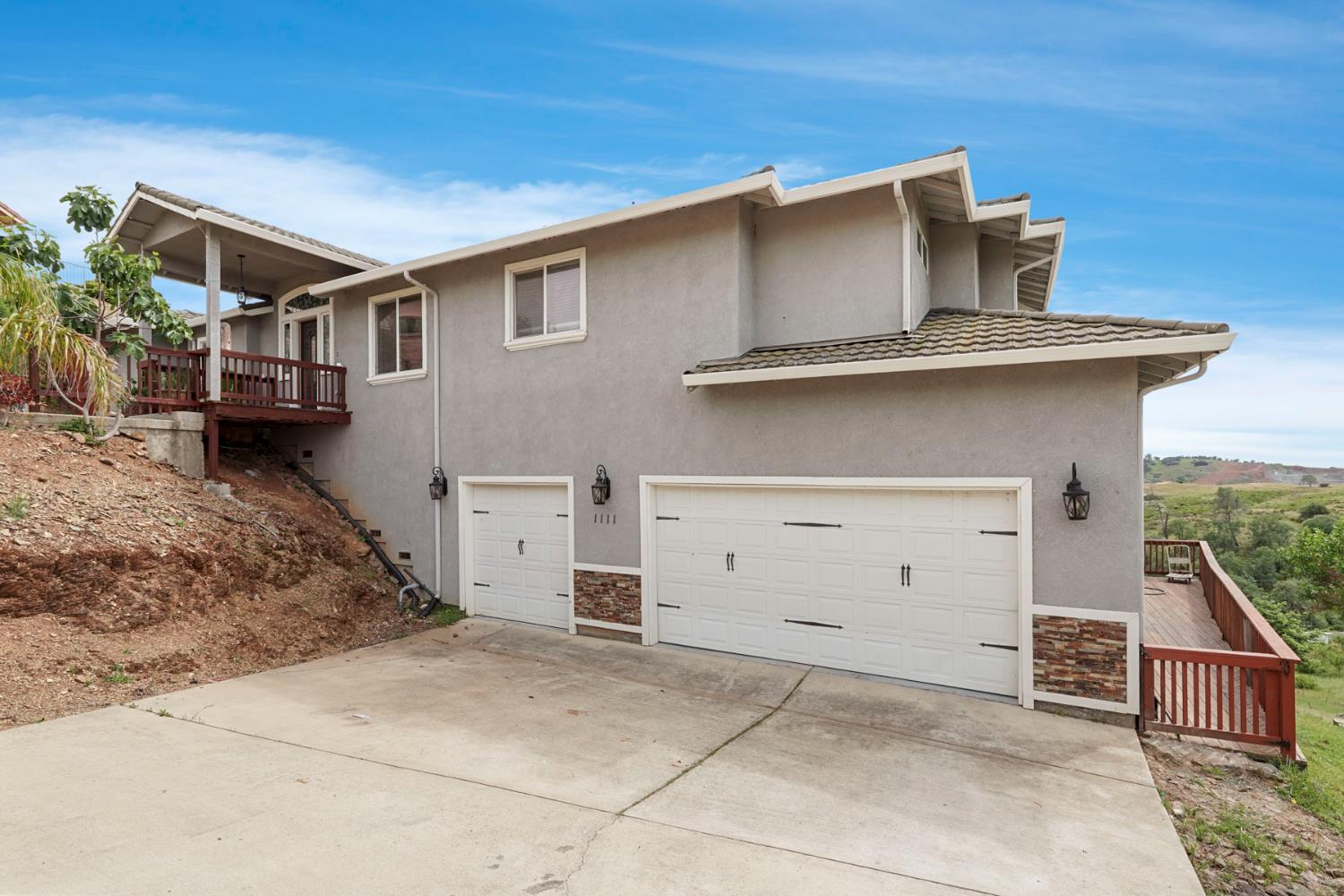 1111 Paradise Peak Road