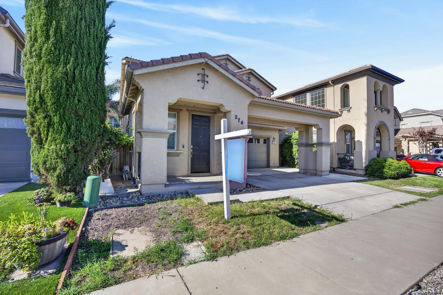 274 Crescent Moon Drive