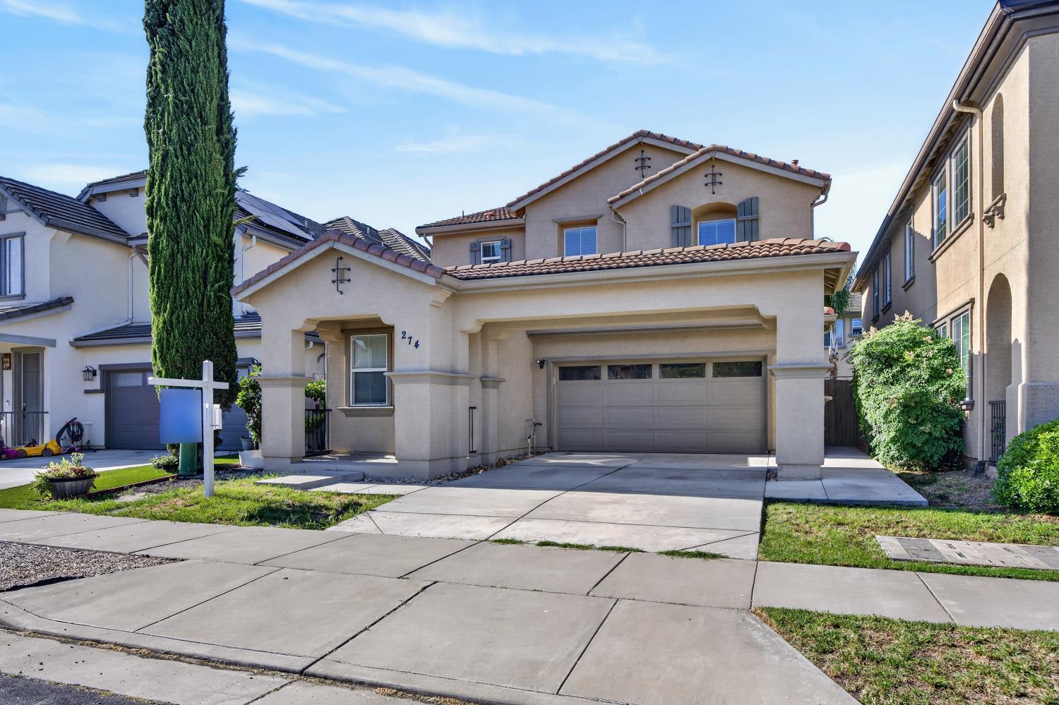 274 Crescent Moon Drive