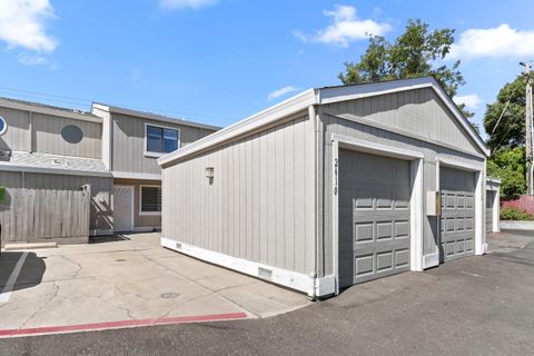 2410 Post Oak Lane Sacramento CA 95825
