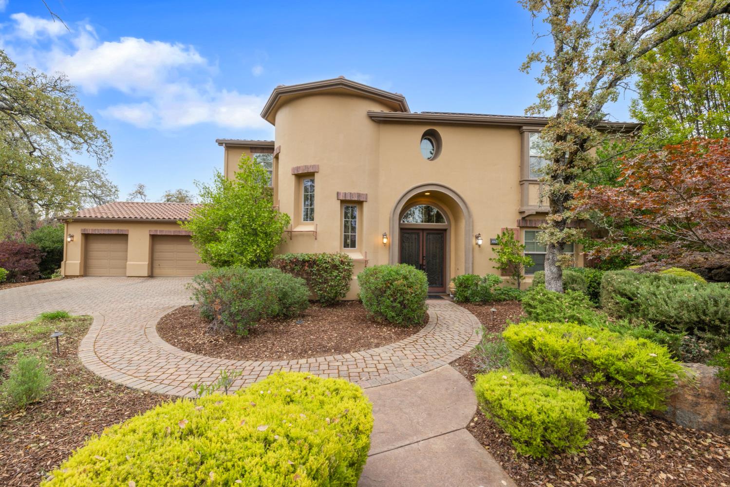 3350 Greenview Drive