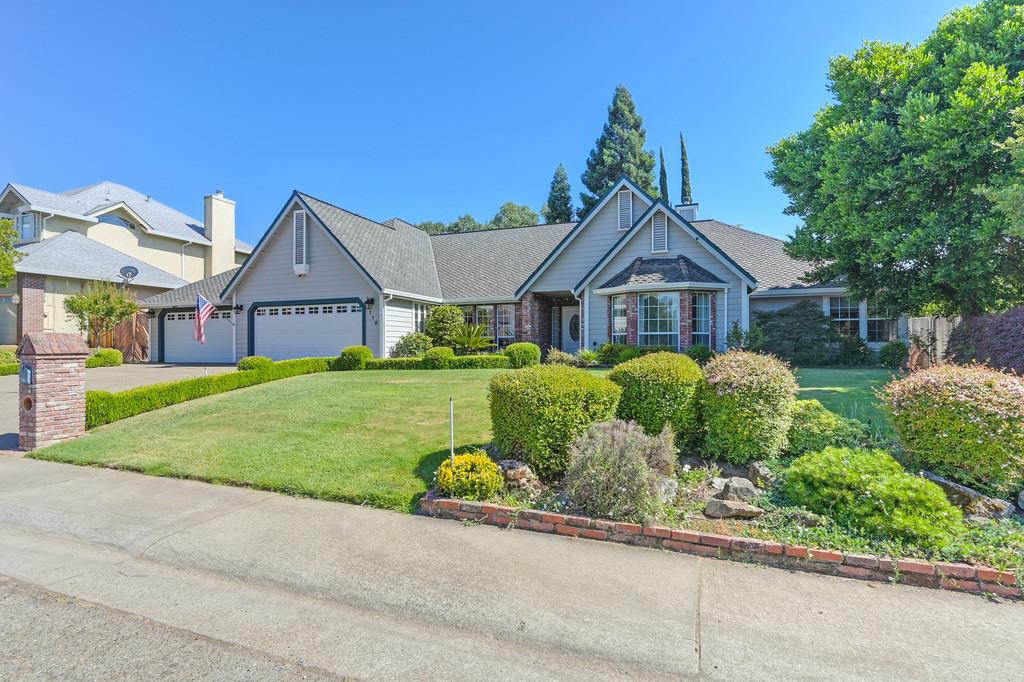 116 Raeanne Lane