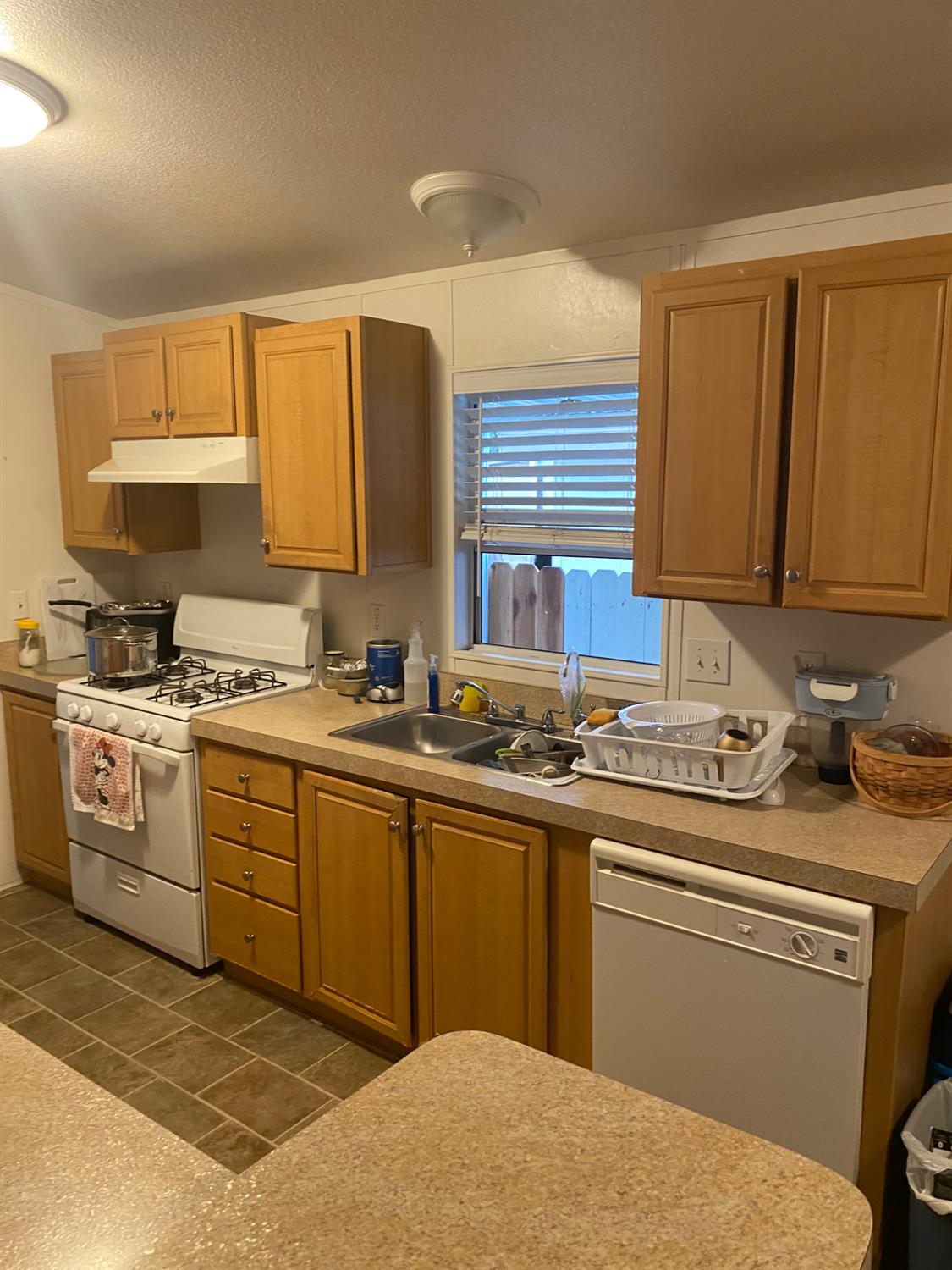 5901 Newbrook Circle 28