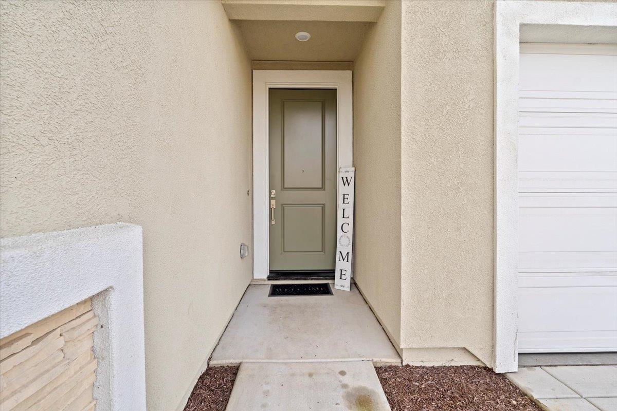 8808 Irondequoit Way