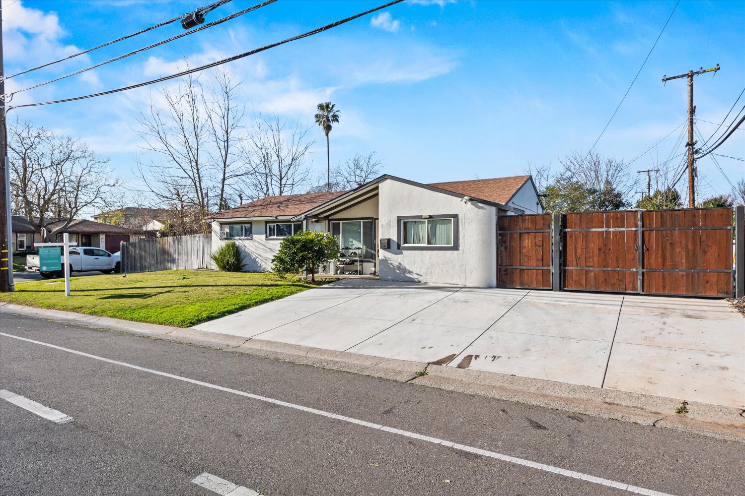 2329 Edison Avenue