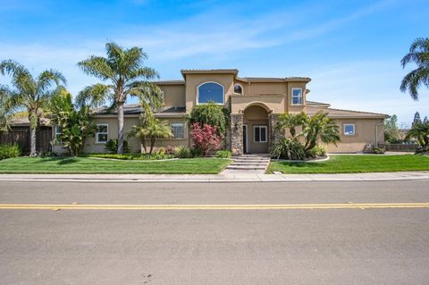 3201 Hillglen Avenue Modesto CA 95355