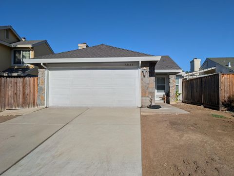 9488 Dunkerrin Way Elk Grove CA 95758