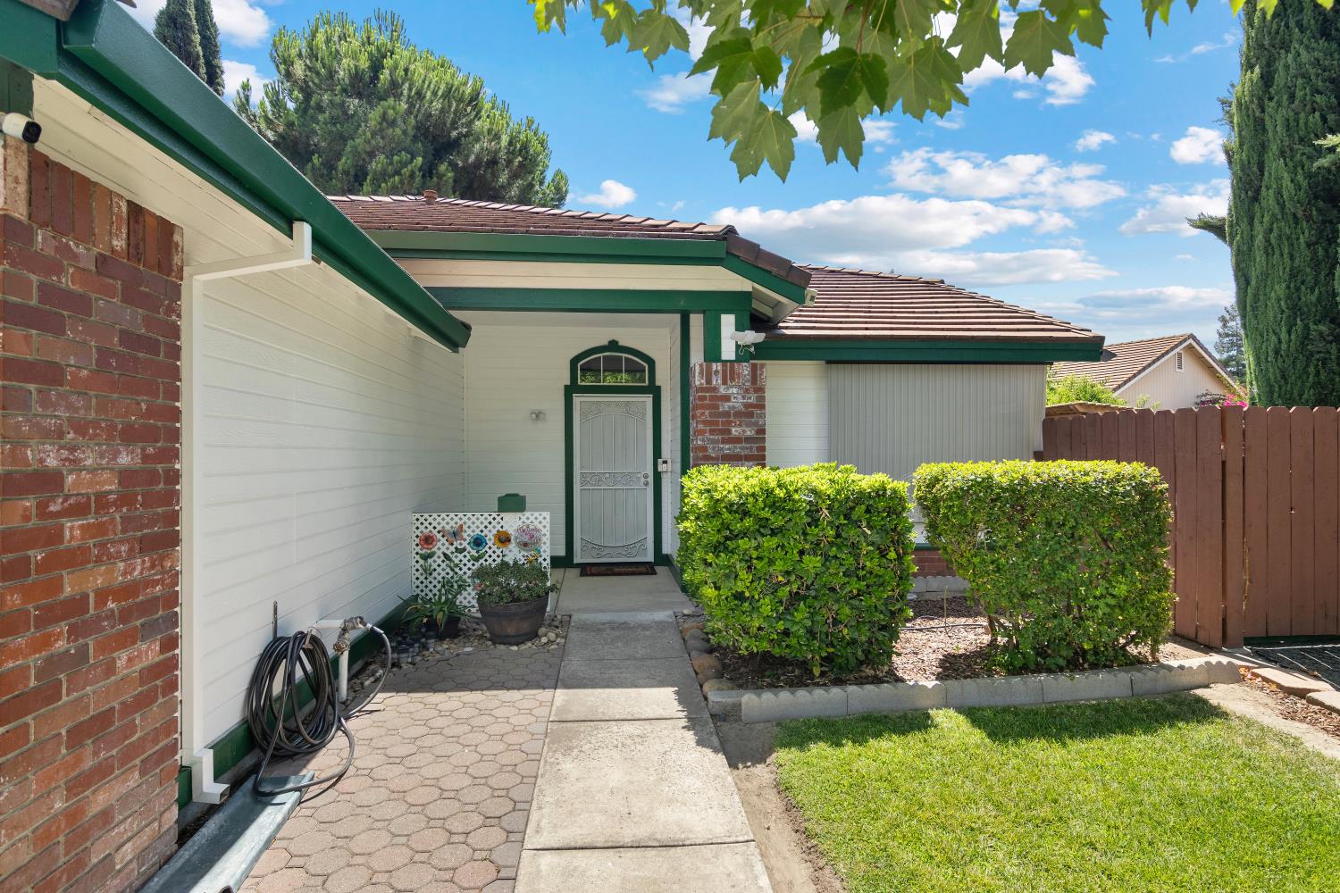 1130 Carrie Street