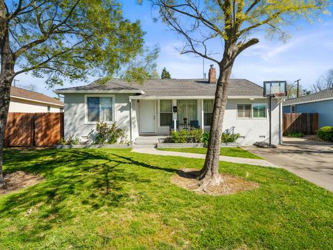 2580 Roslyn Way Sacramento CA 95821