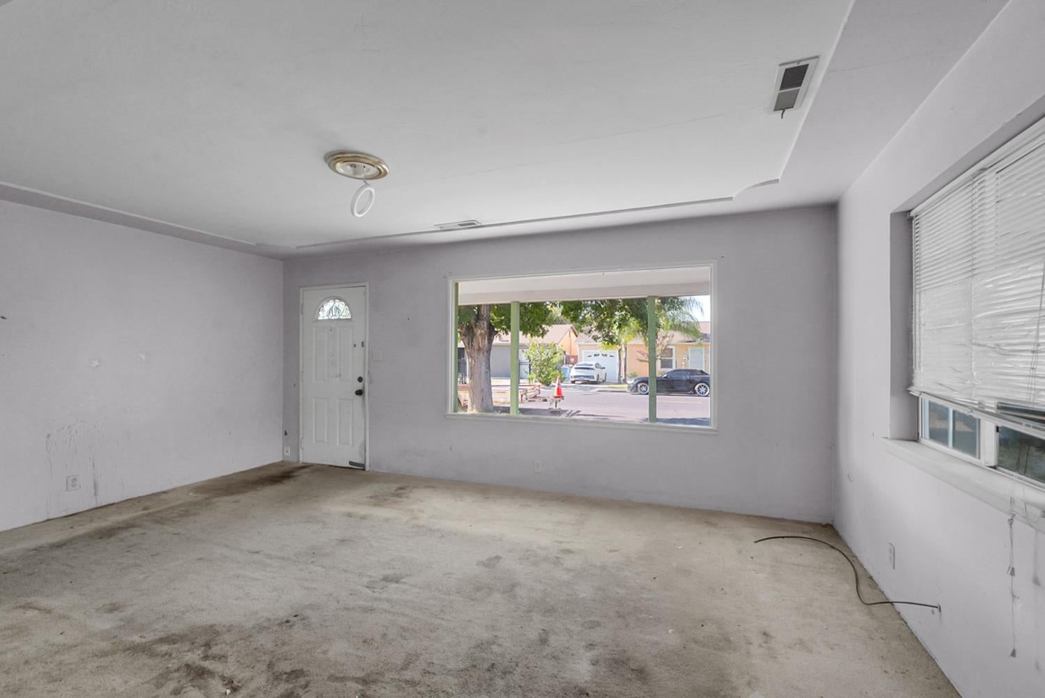 880 Julian Street - Photo 4