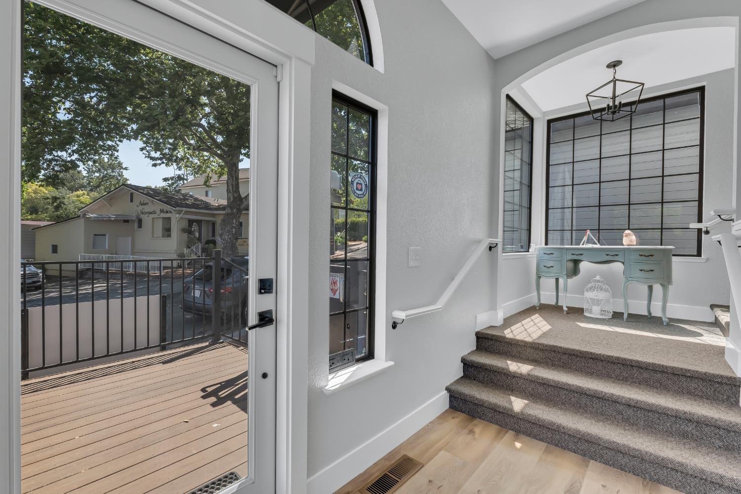 160 Cherry Avenue