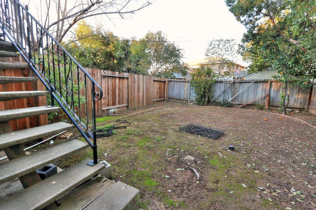 2823 Sweet Way