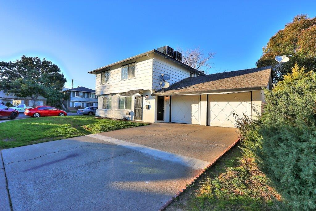 2823 Sweet Way