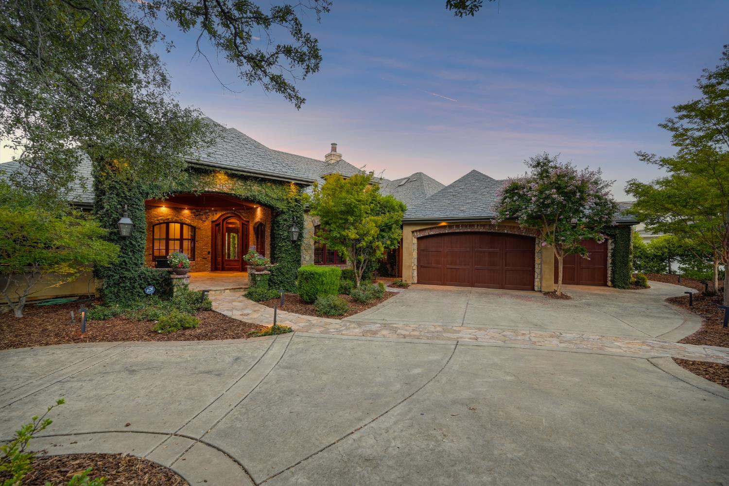 4141 Greenview Drive