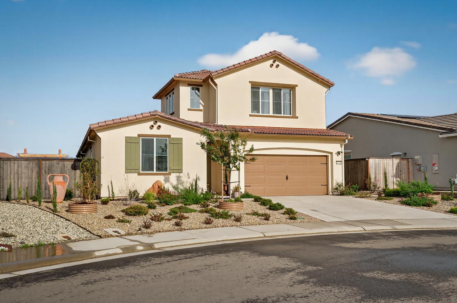 4498 Duckhawk Circle