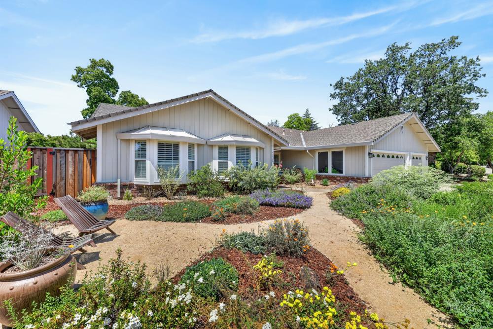 3723 Antelope Way