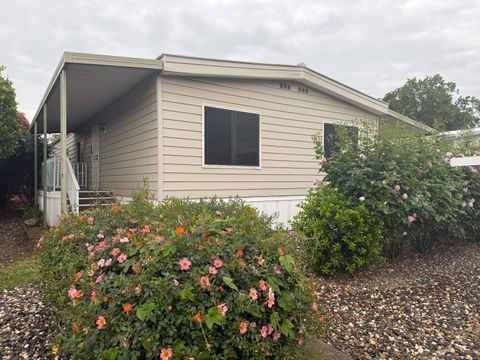 29 Calle Susanna Elk Grove CA 95624