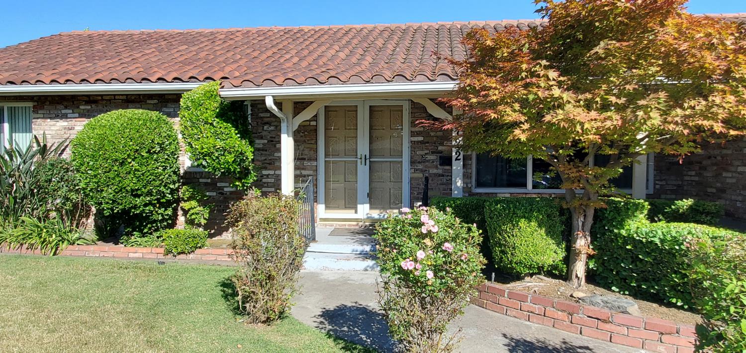 7722 Woodside Drive