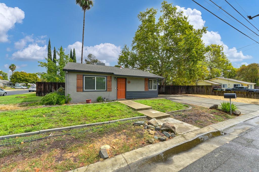 1144 Morse Avenue