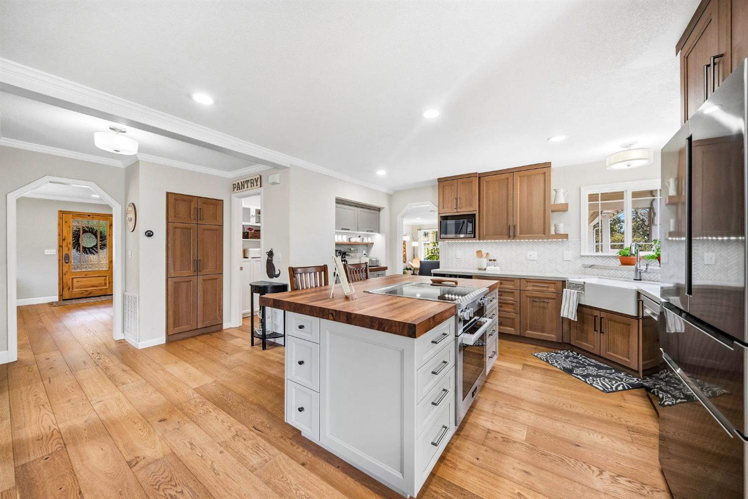 5301 Tioga Lane